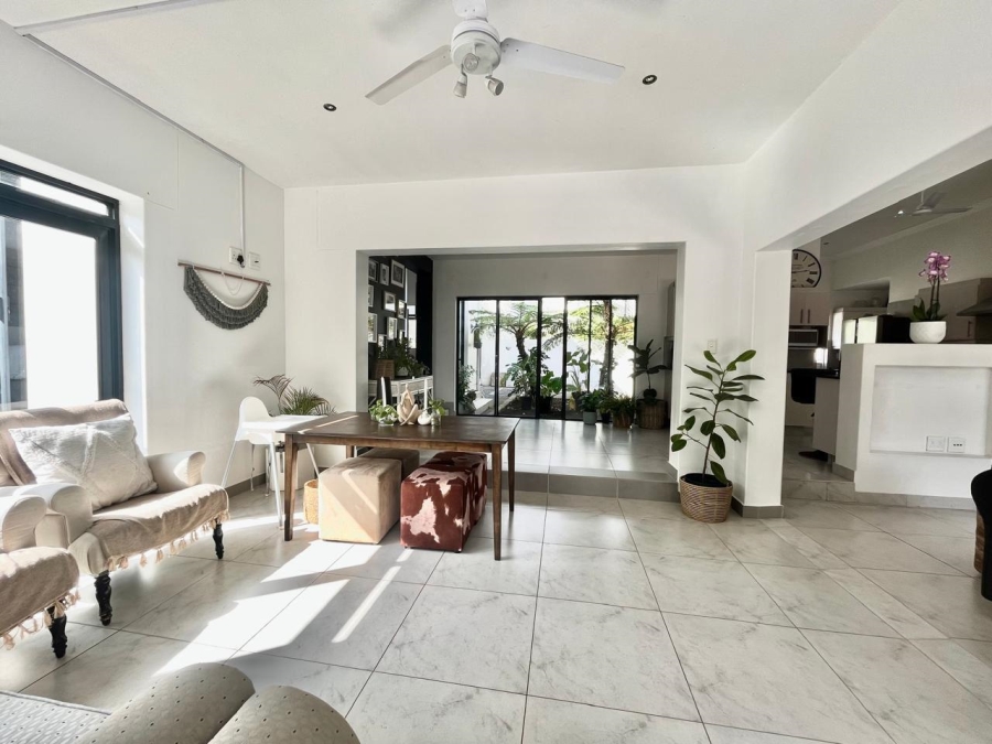 To Let 2 Bedroom Property for Rent in Palm Lakes Estate KwaZulu-Natal