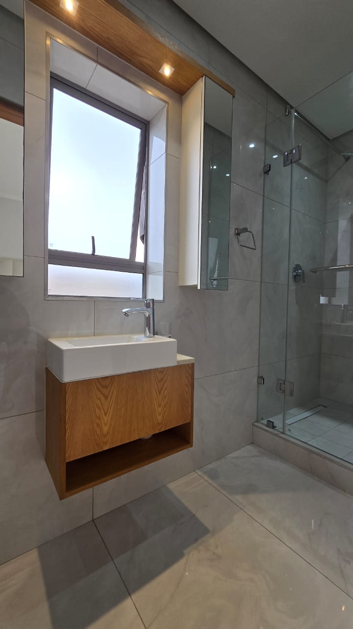 4 Bedroom Property for Sale in La Mercy KwaZulu-Natal