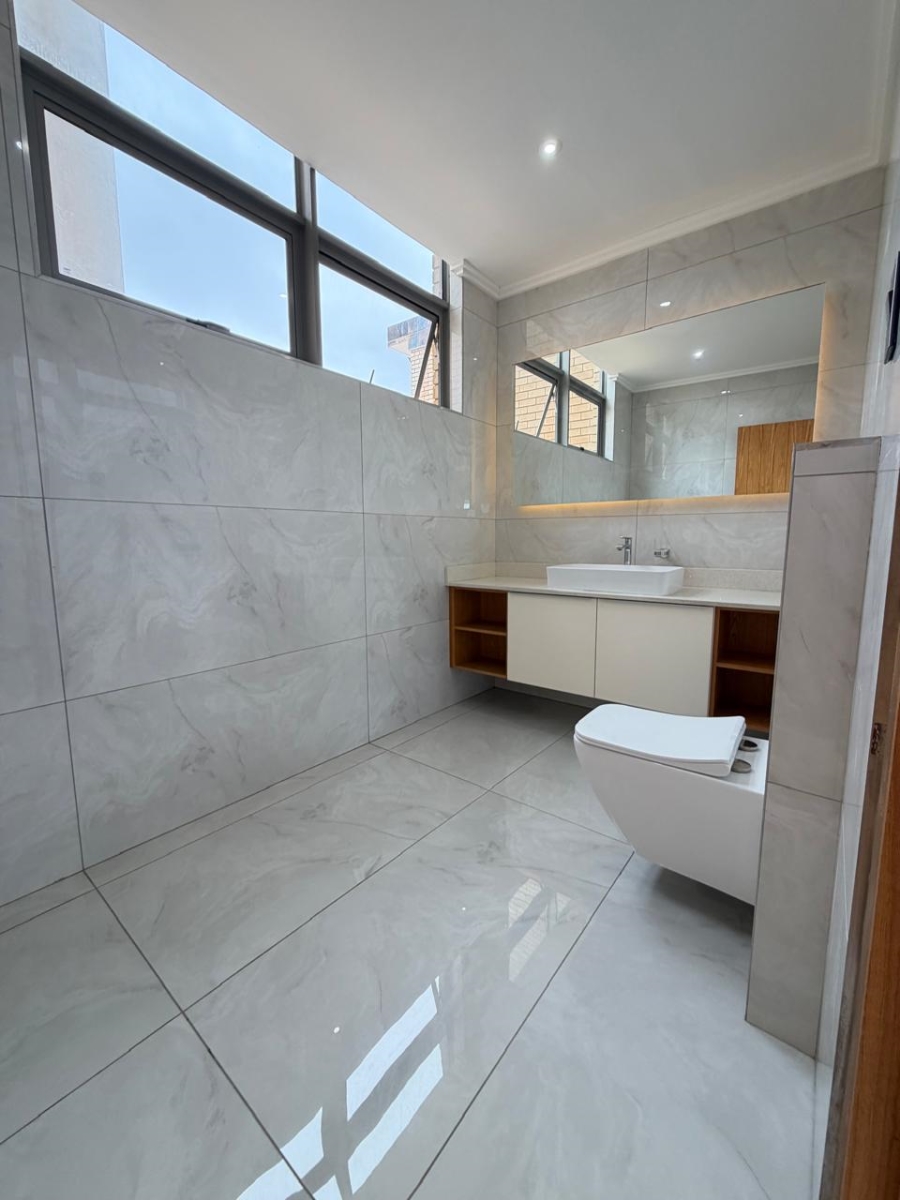 4 Bedroom Property for Sale in La Mercy KwaZulu-Natal