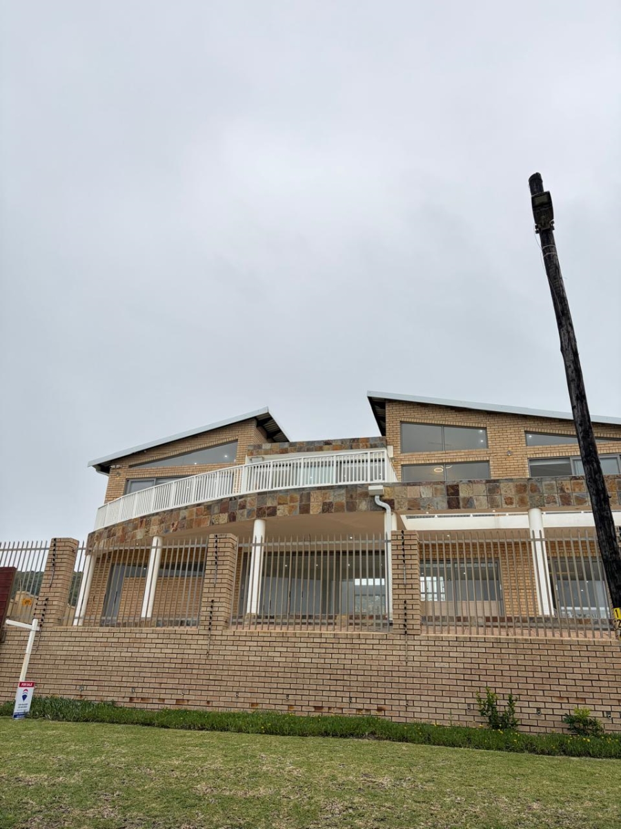 4 Bedroom Property for Sale in La Mercy KwaZulu-Natal