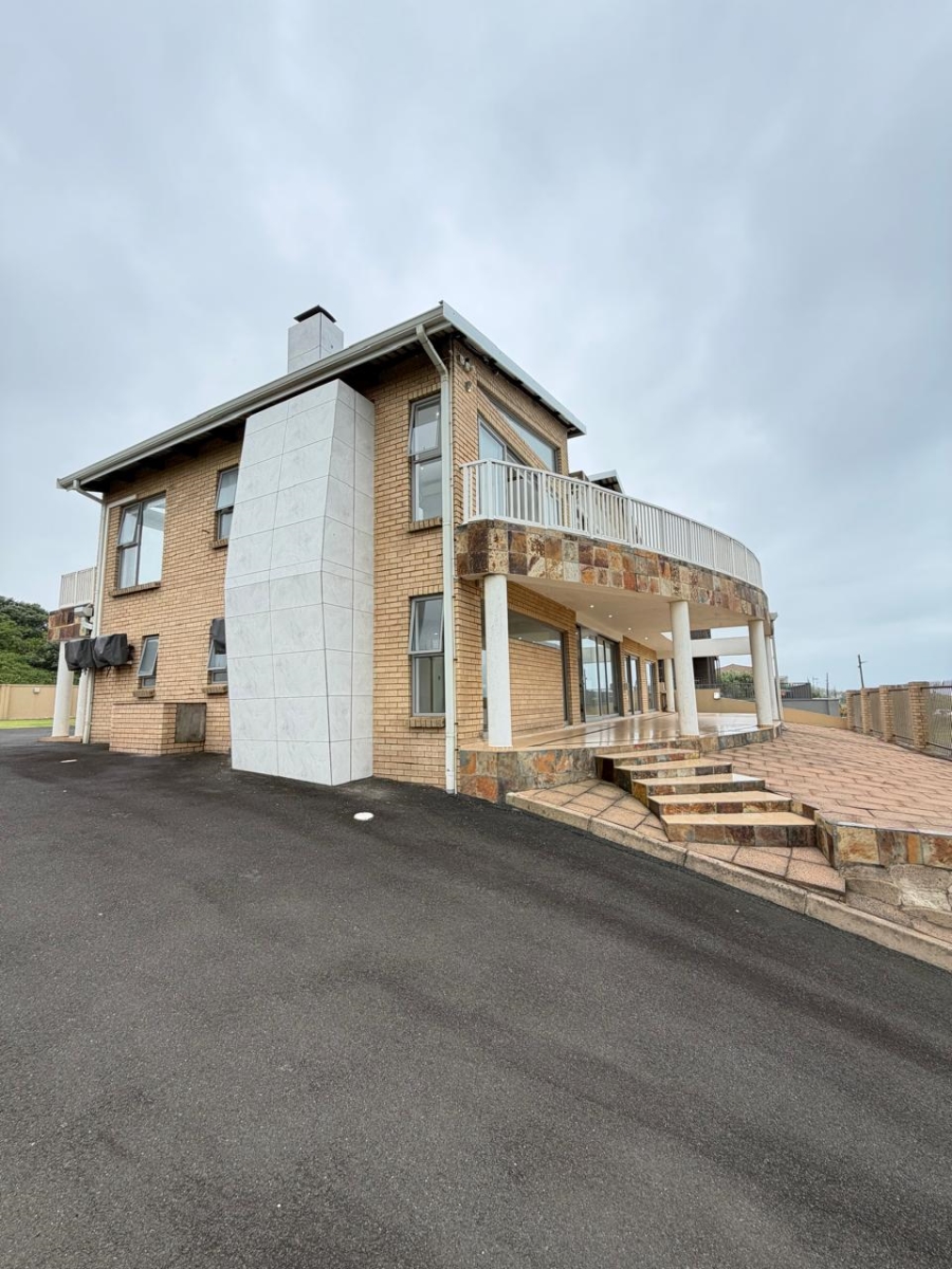 4 Bedroom Property for Sale in La Mercy KwaZulu-Natal