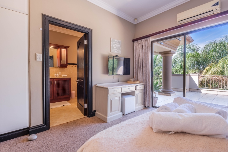 To Let 5 Bedroom Property for Rent in La Lucia Ridge KwaZulu-Natal