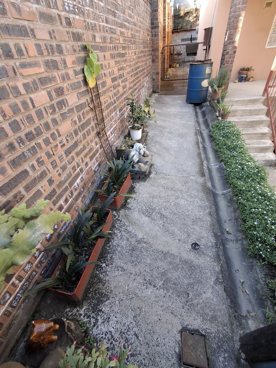 5 Bedroom Property for Sale in Eastwood KwaZulu-Natal