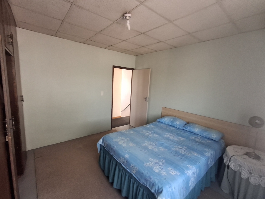 5 Bedroom Property for Sale in Eastwood KwaZulu-Natal