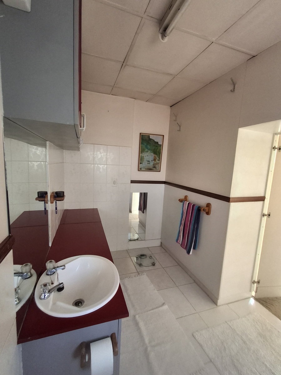 5 Bedroom Property for Sale in Eastwood KwaZulu-Natal