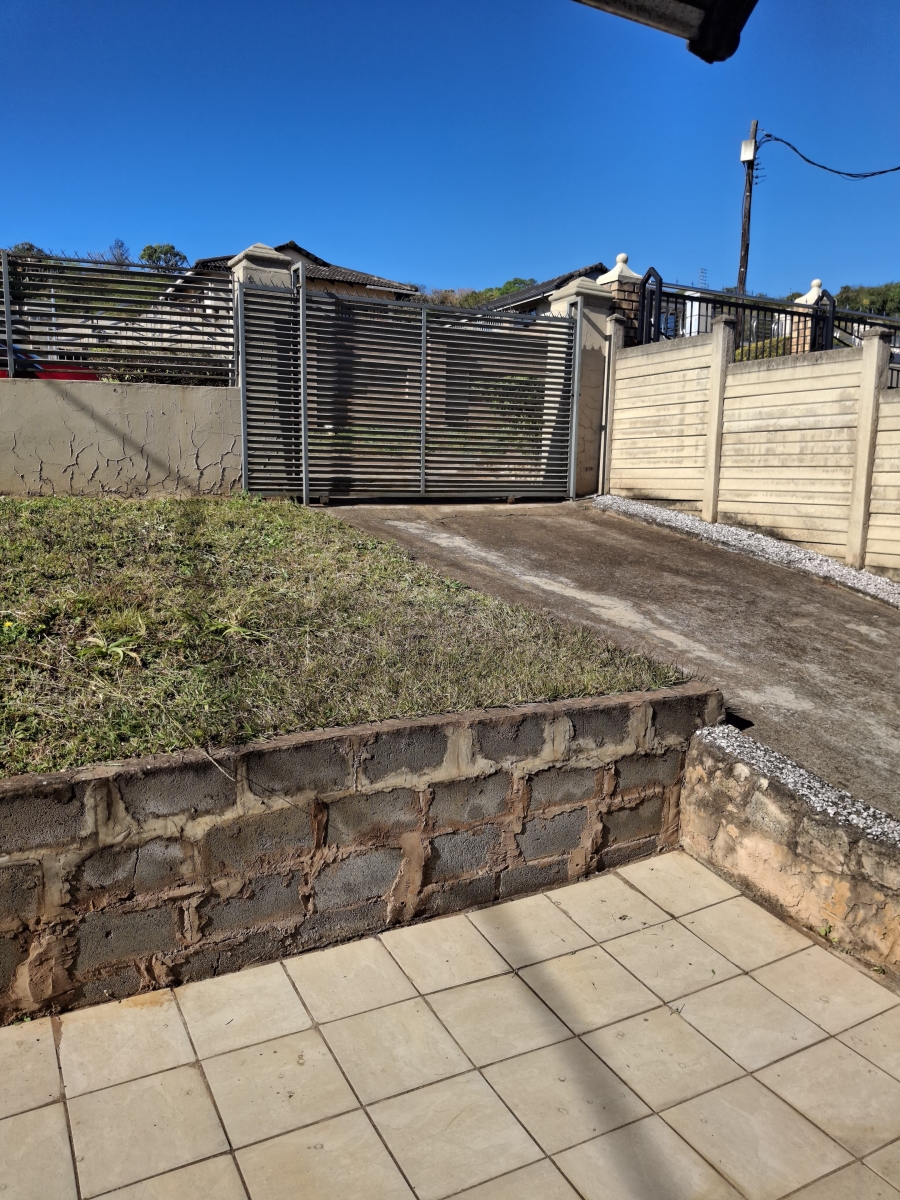 3 Bedroom Property for Sale in Panorama Gardens KwaZulu-Natal