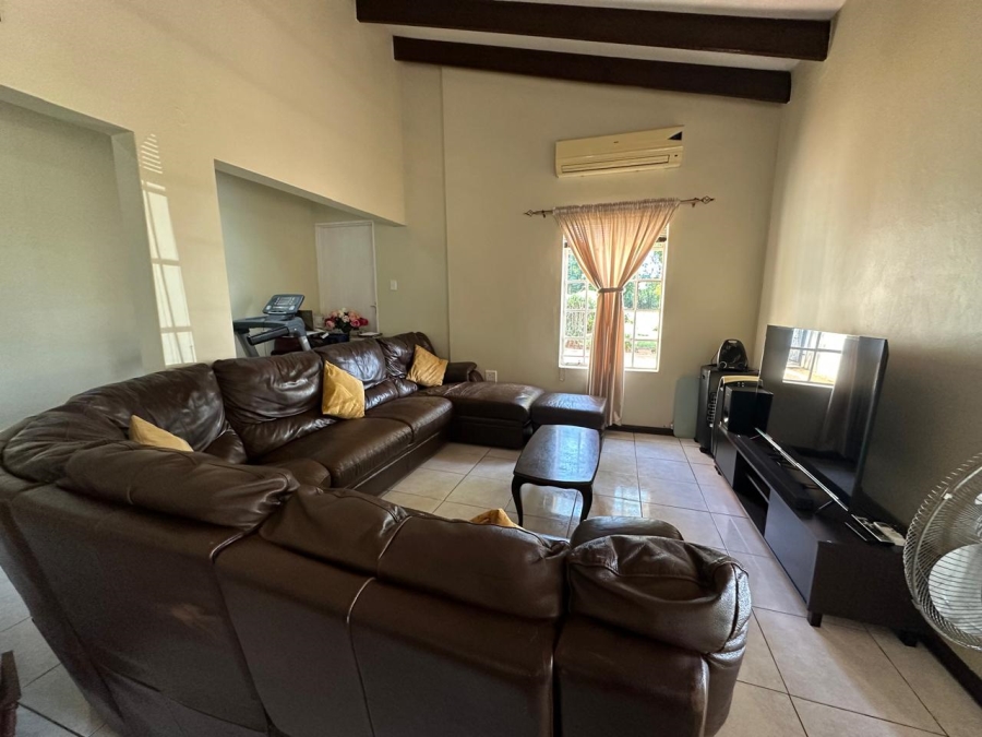 To Let 3 Bedroom Property for Rent in Claridge KwaZulu-Natal