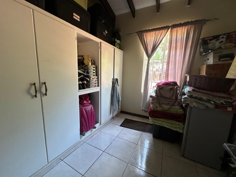 To Let 3 Bedroom Property for Rent in Claridge KwaZulu-Natal