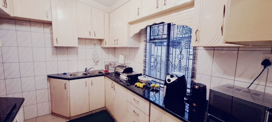 3 Bedroom Property for Sale in Newholme KwaZulu-Natal