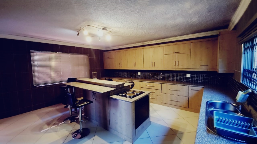 To Let 2 Bedroom Property for Rent in Hayfields KwaZulu-Natal