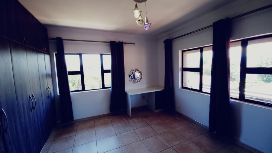 To Let 2 Bedroom Property for Rent in Hayfields KwaZulu-Natal