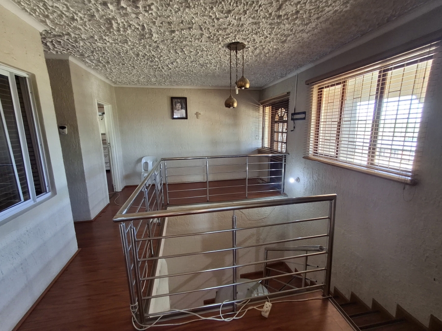 5 Bedroom Property for Sale in Eastwood KwaZulu-Natal