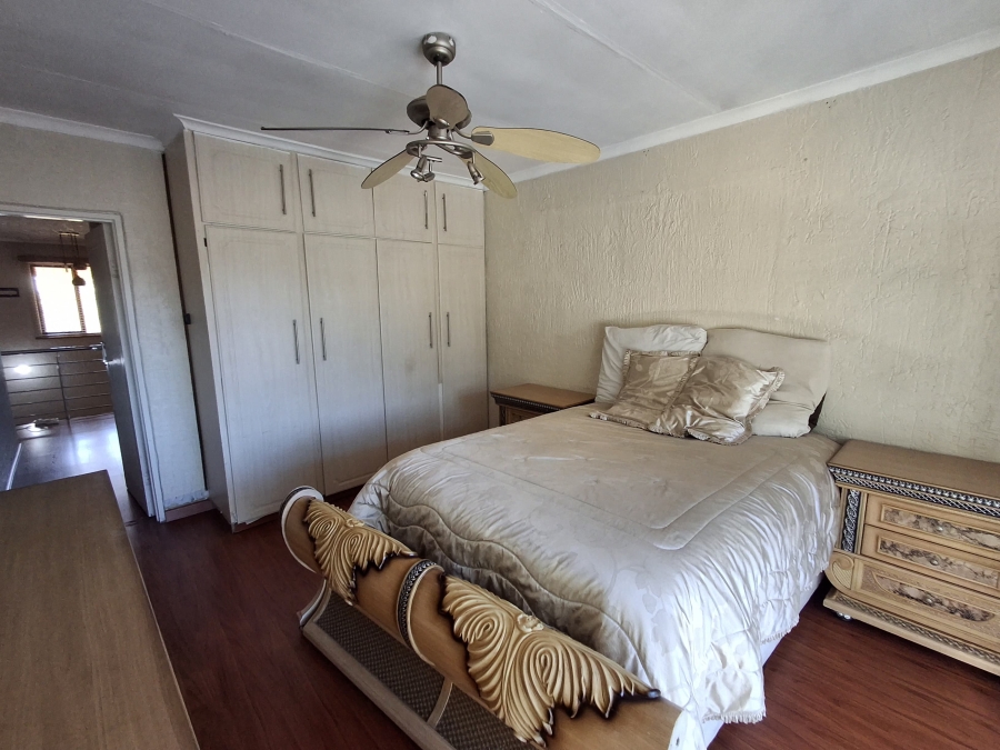 5 Bedroom Property for Sale in Eastwood KwaZulu-Natal