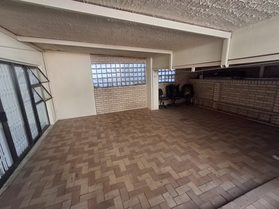 5 Bedroom Property for Sale in Eastwood KwaZulu-Natal