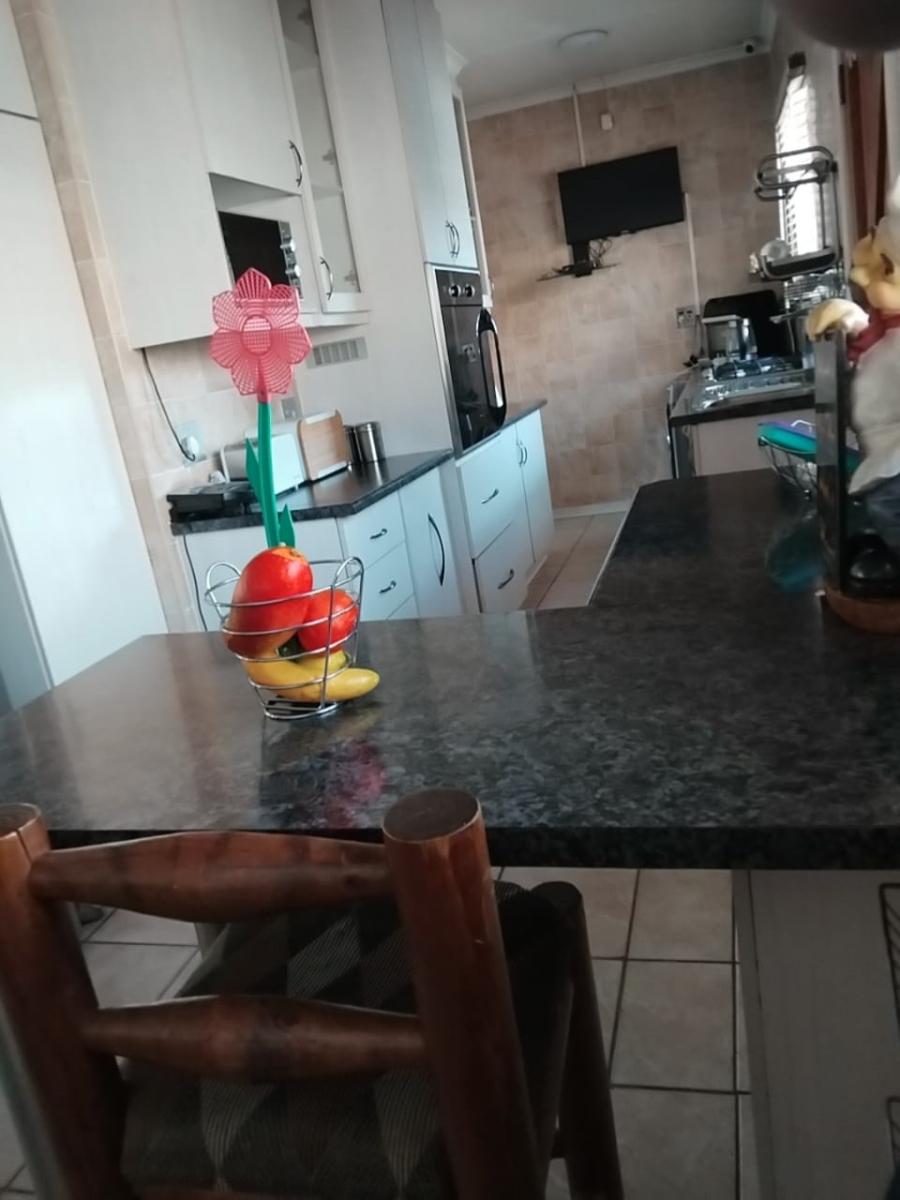 3 Bedroom Property for Sale in Bellevue KwaZulu-Natal