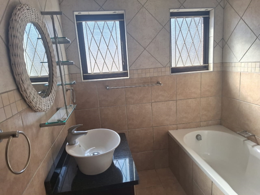 3 Bedroom Property for Sale in Manaba Beach KwaZulu-Natal