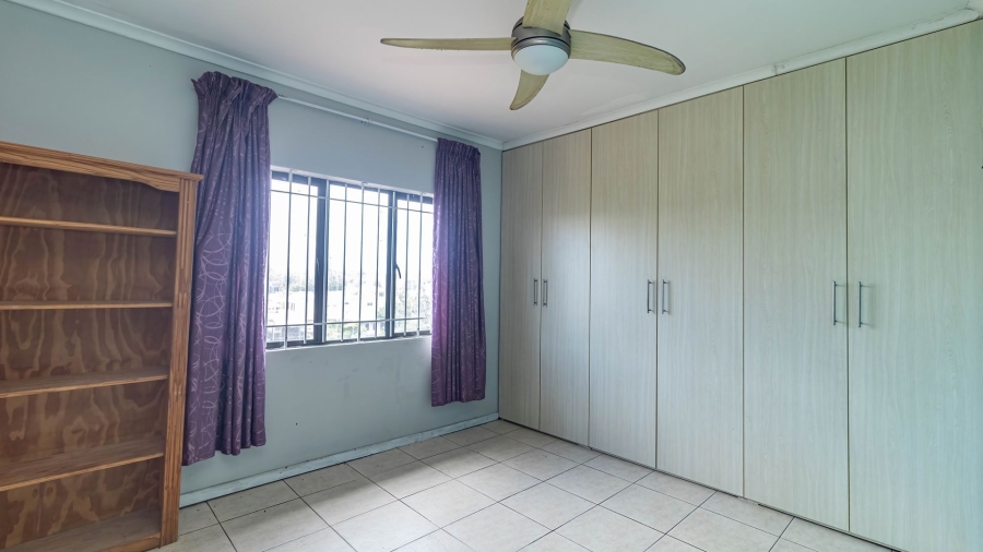 6 Bedroom Property for Sale in Ocean View KwaZulu-Natal