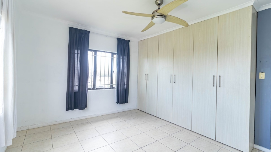 6 Bedroom Property for Sale in Ocean View KwaZulu-Natal