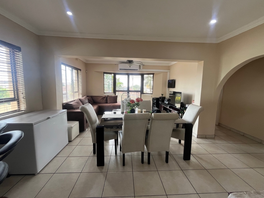 To Let 3 Bedroom Property for Rent in Ocean View KwaZulu-Natal