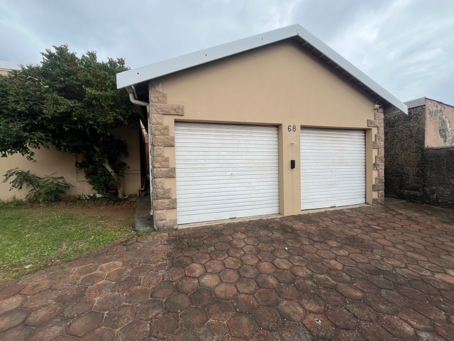 To Let 3 Bedroom Property for Rent in Ocean View KwaZulu-Natal