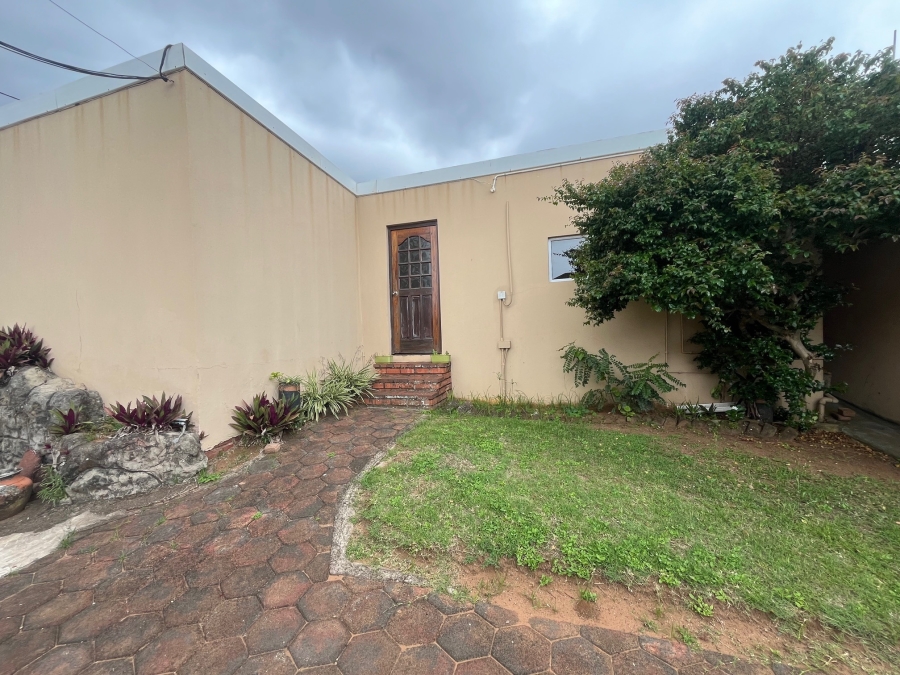 To Let 3 Bedroom Property for Rent in Ocean View KwaZulu-Natal