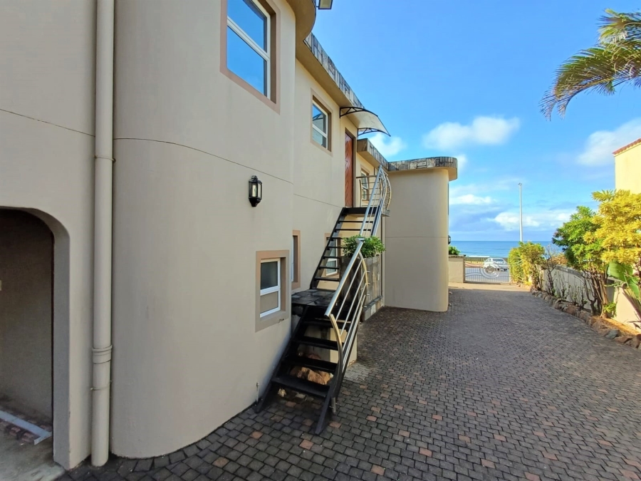 To Let 3 Bedroom Property for Rent in Brighton Beach KwaZulu-Natal