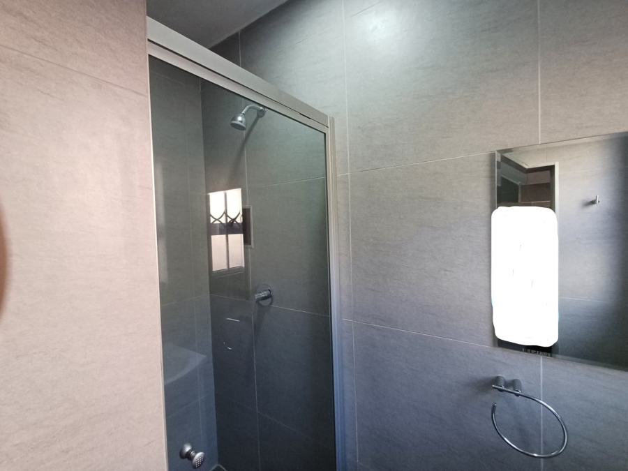 To Let 3 Bedroom Property for Rent in Brighton Beach KwaZulu-Natal