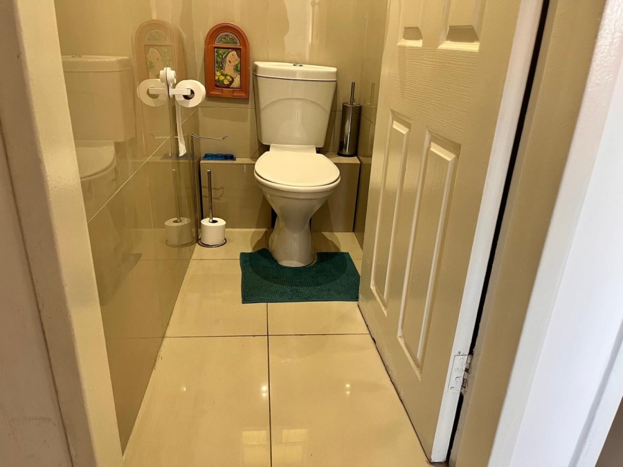 To Let 2 Bedroom Property for Rent in Bluff KwaZulu-Natal