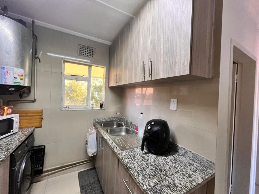 To Let 2 Bedroom Property for Rent in Bluff KwaZulu-Natal