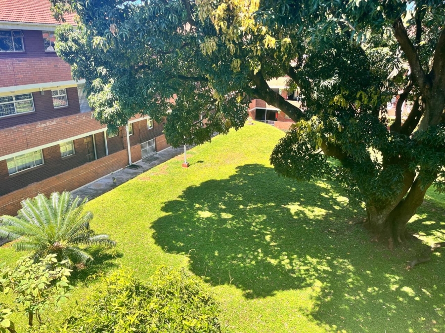 To Let 2 Bedroom Property for Rent in Bluff KwaZulu-Natal