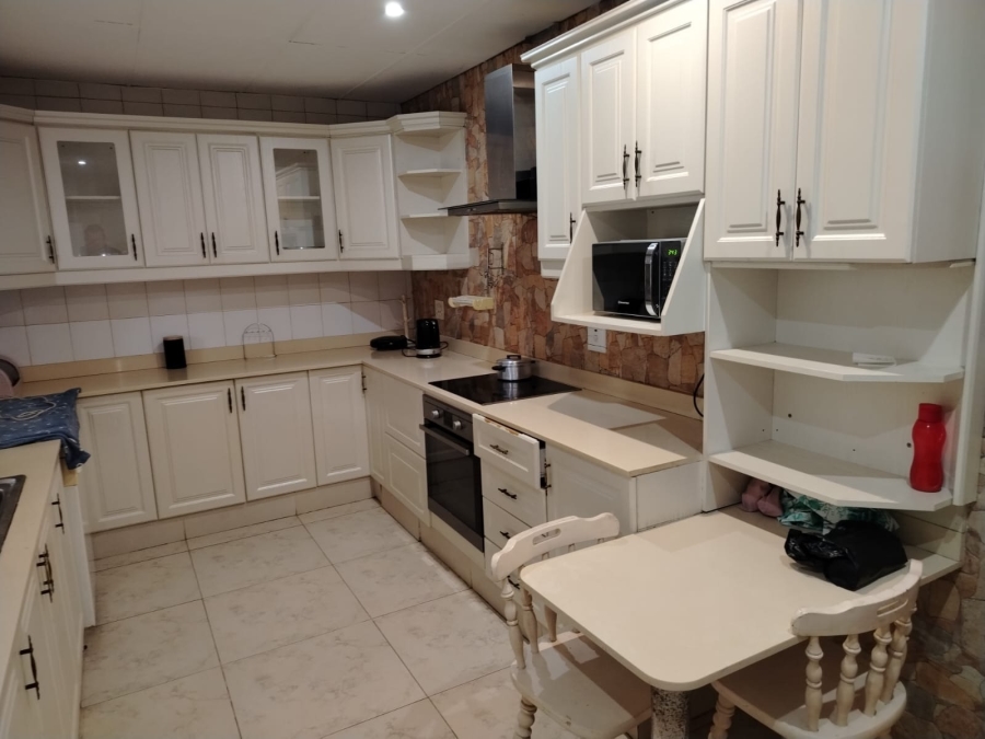 3 Bedroom Property for Sale in Yellowwood Park KwaZulu-Natal