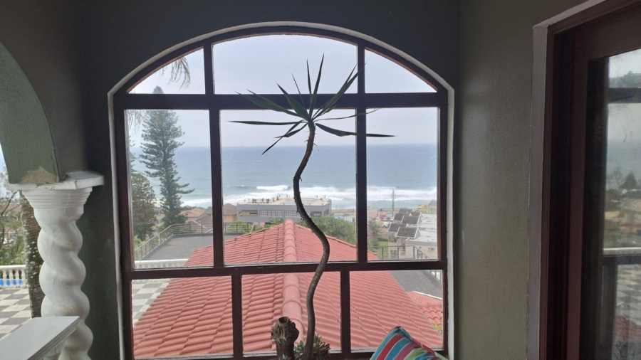 4 Bedroom Property for Sale in Ocean View KwaZulu-Natal