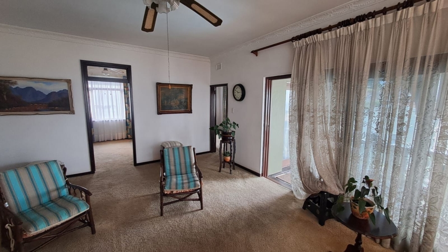 4 Bedroom Property for Sale in Ocean View KwaZulu-Natal