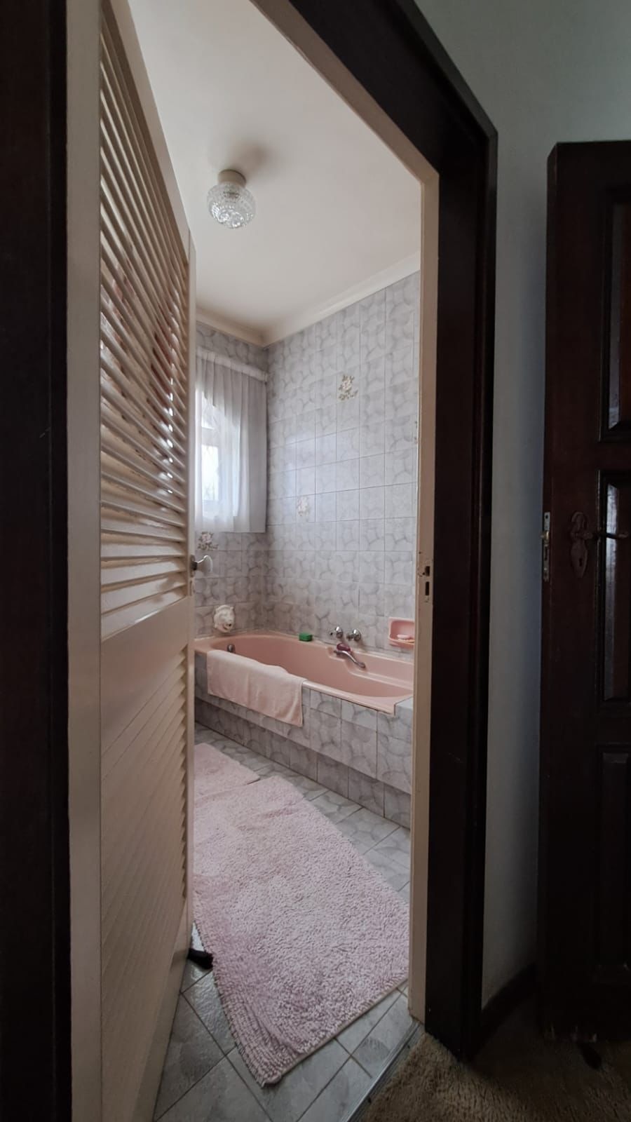 4 Bedroom Property for Sale in Ocean View KwaZulu-Natal