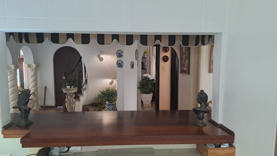 4 Bedroom Property for Sale in Ocean View KwaZulu-Natal