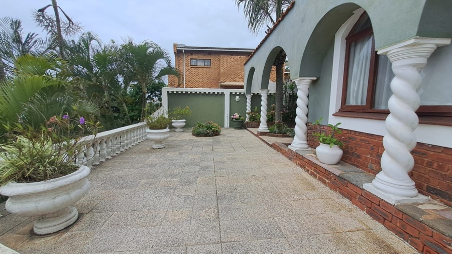 4 Bedroom Property for Sale in Ocean View KwaZulu-Natal