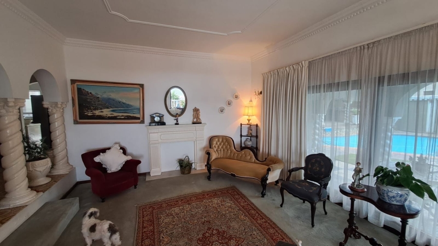 4 Bedroom Property for Sale in Ocean View KwaZulu-Natal