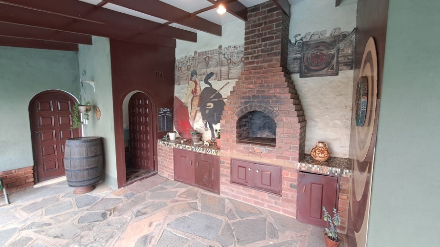 4 Bedroom Property for Sale in Ocean View KwaZulu-Natal