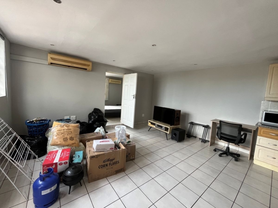 To Let 1 Bedroom Property for Rent in Bluff KwaZulu-Natal