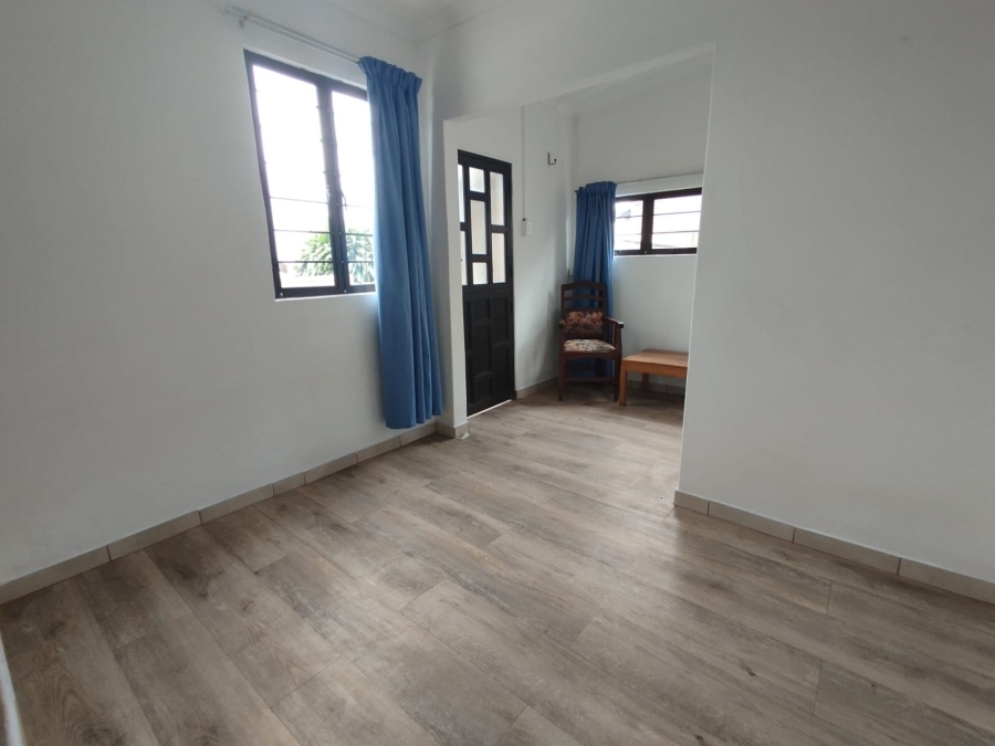 To Let 1 Bedroom Property for Rent in Bluff KwaZulu-Natal