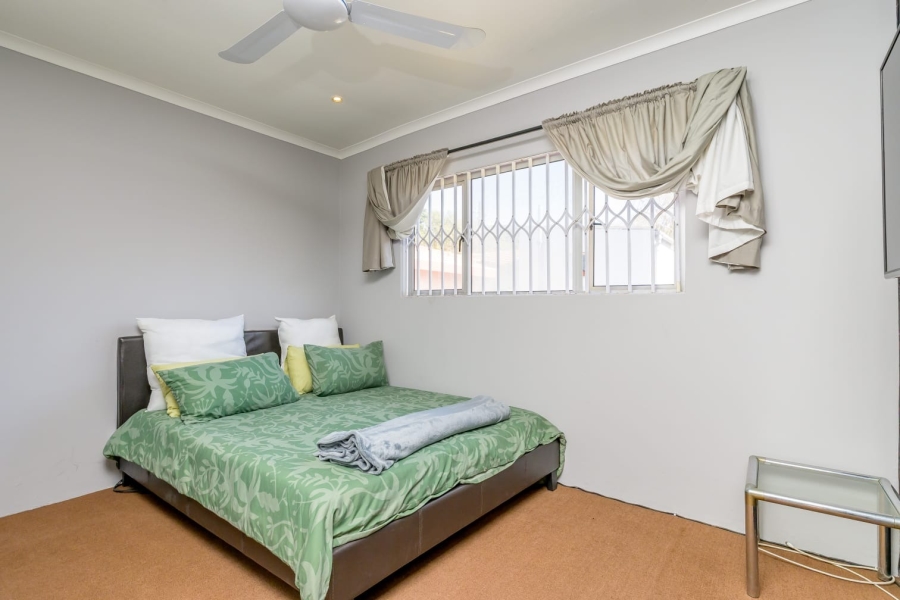 To Let 3 Bedroom Property for Rent in Bluff KwaZulu-Natal