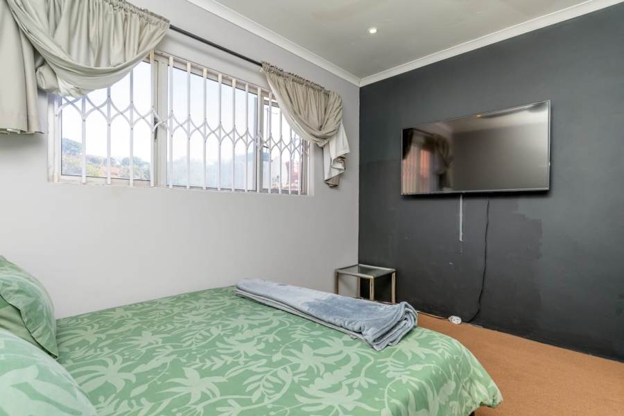 To Let 3 Bedroom Property for Rent in Bluff KwaZulu-Natal