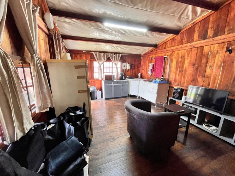 To Let 1 Bedroom Property for Rent in Bluff KwaZulu-Natal