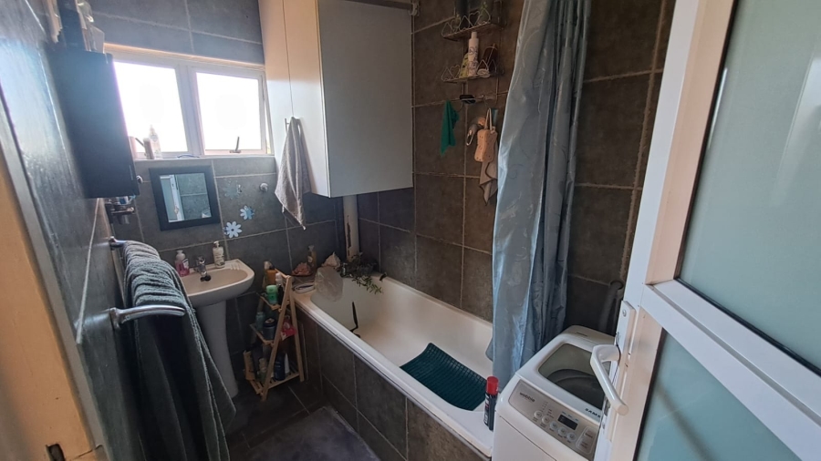 2 Bedroom Property for Sale in Bluff KwaZulu-Natal