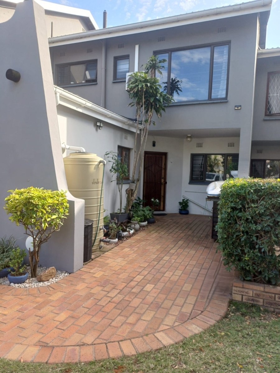 To Let 3 Bedroom Property for Rent in Bluff KwaZulu-Natal