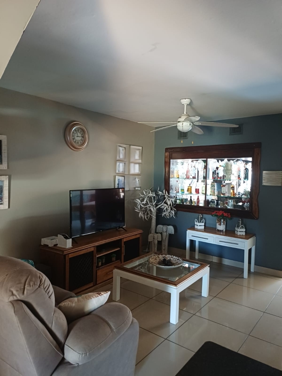 To Let 3 Bedroom Property for Rent in Bluff KwaZulu-Natal