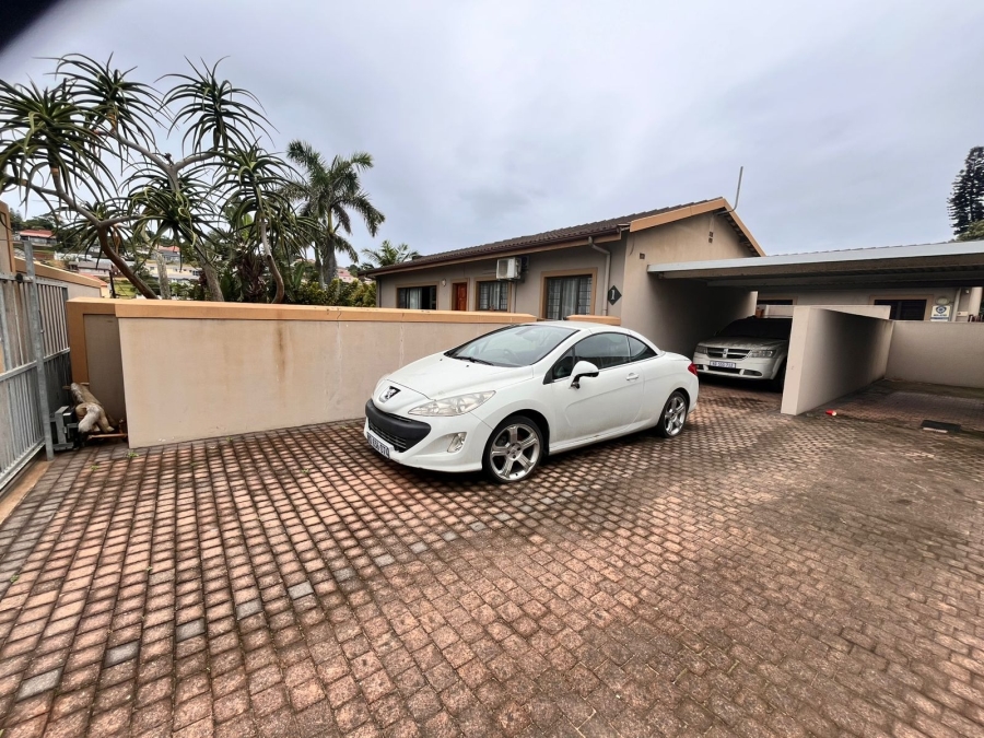 2 Bedroom Property for Sale in Bluff KwaZulu-Natal