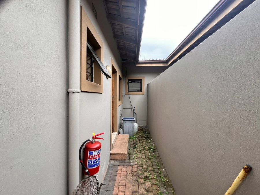 2 Bedroom Property for Sale in Bluff KwaZulu-Natal