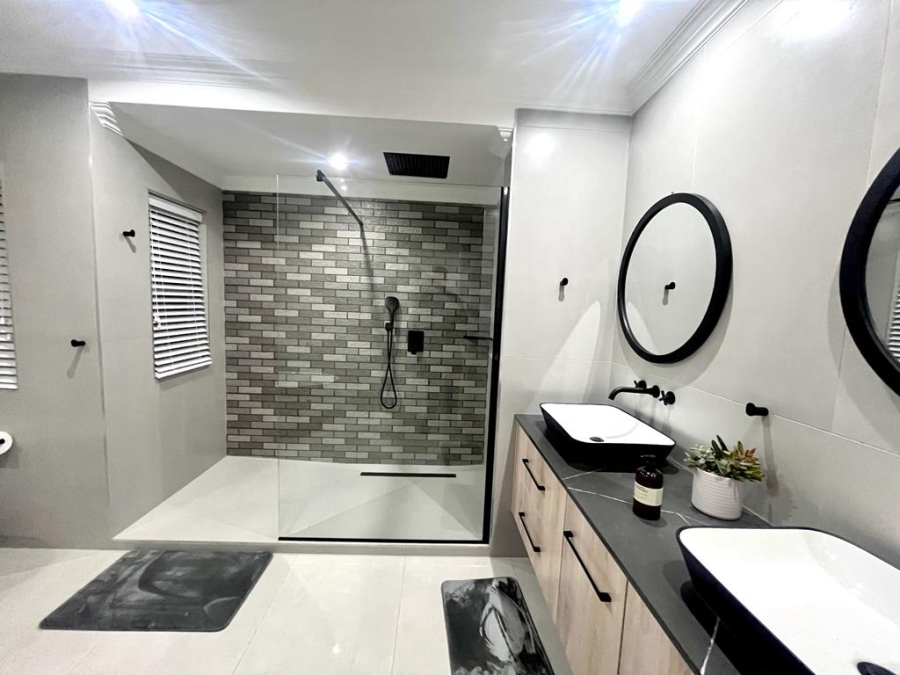 To Let 4 Bedroom Property for Rent in Simbithi Eco Estate KwaZulu-Natal