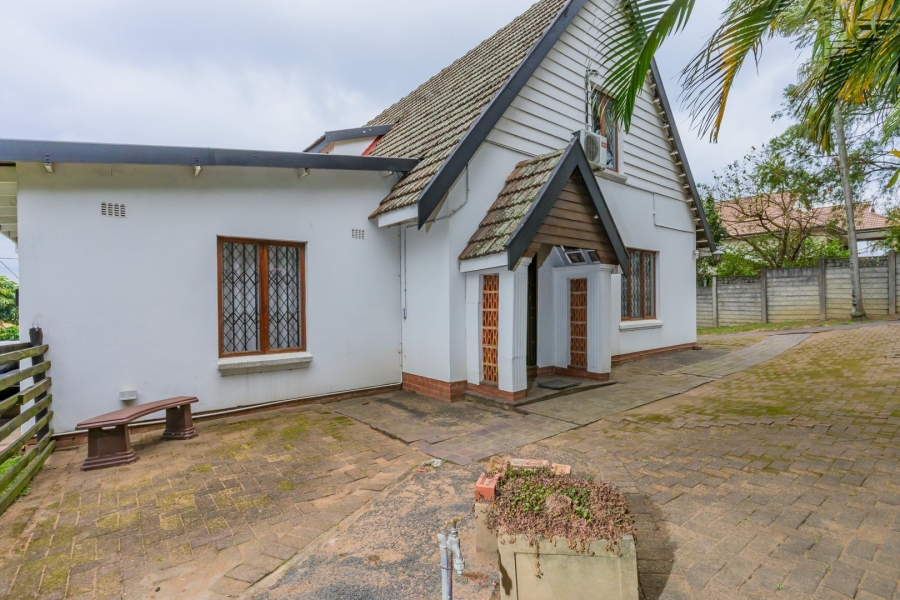 5 Bedroom Property for Sale in Sarnia KwaZulu-Natal